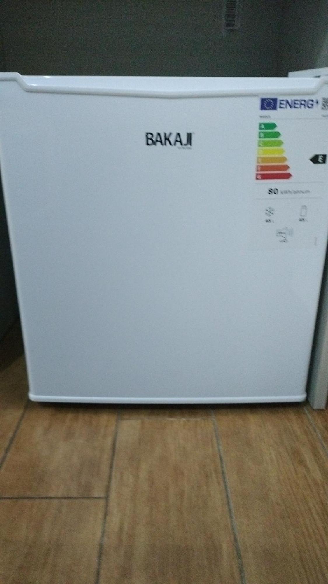 Max *
